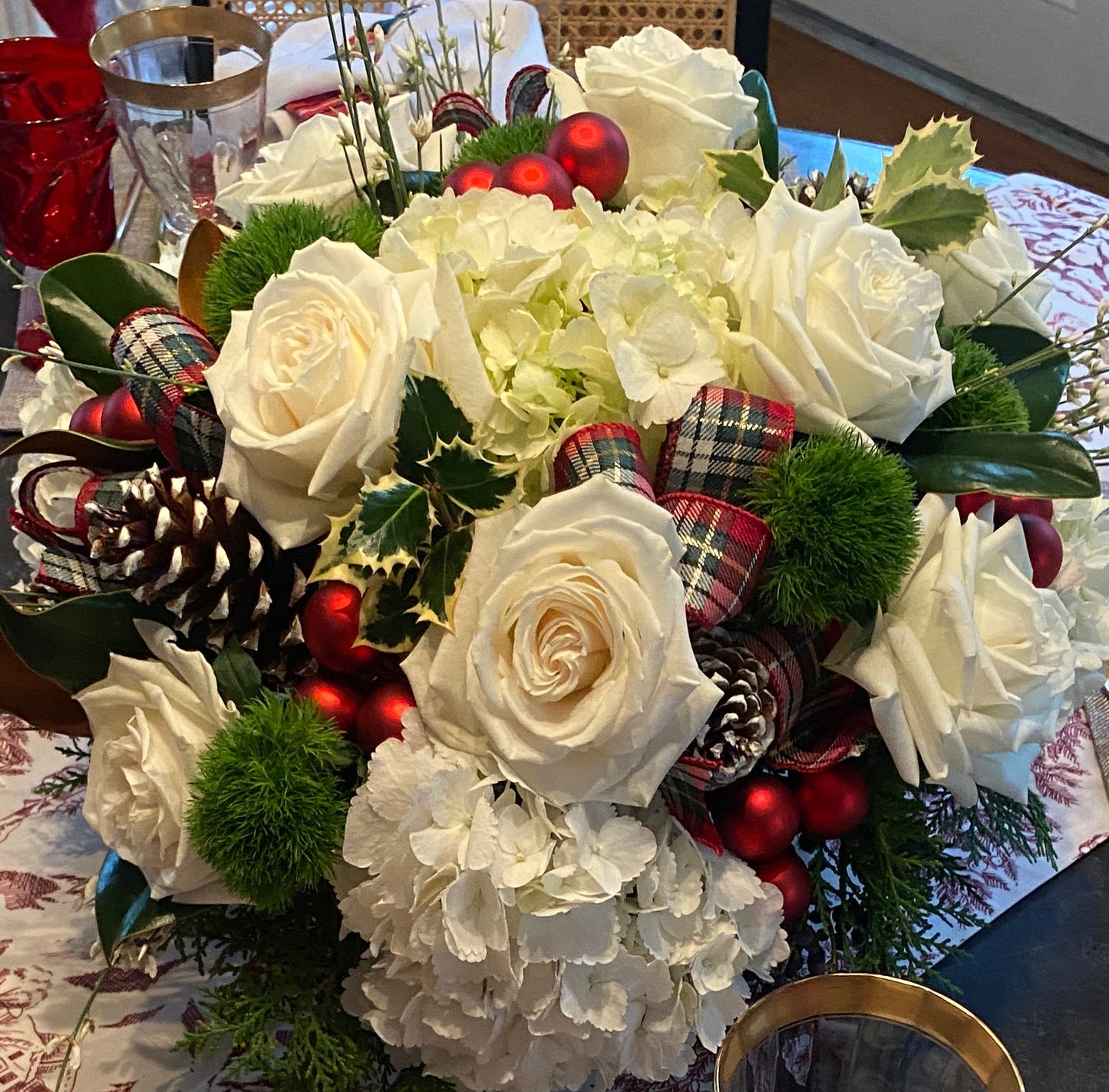 Premium Christmas Centerpiece